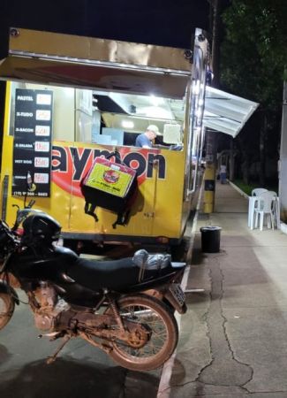 Saymon Lanches