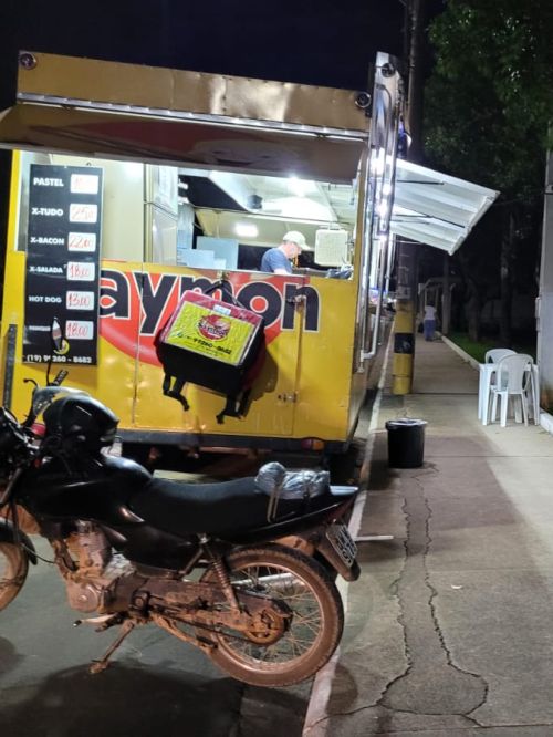 Saymon Lanches
